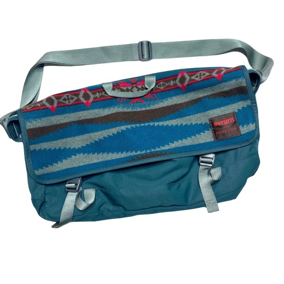 Pendleton Handbags - Evrgrn x Pendleton Aztec Canvas Messenger Bag